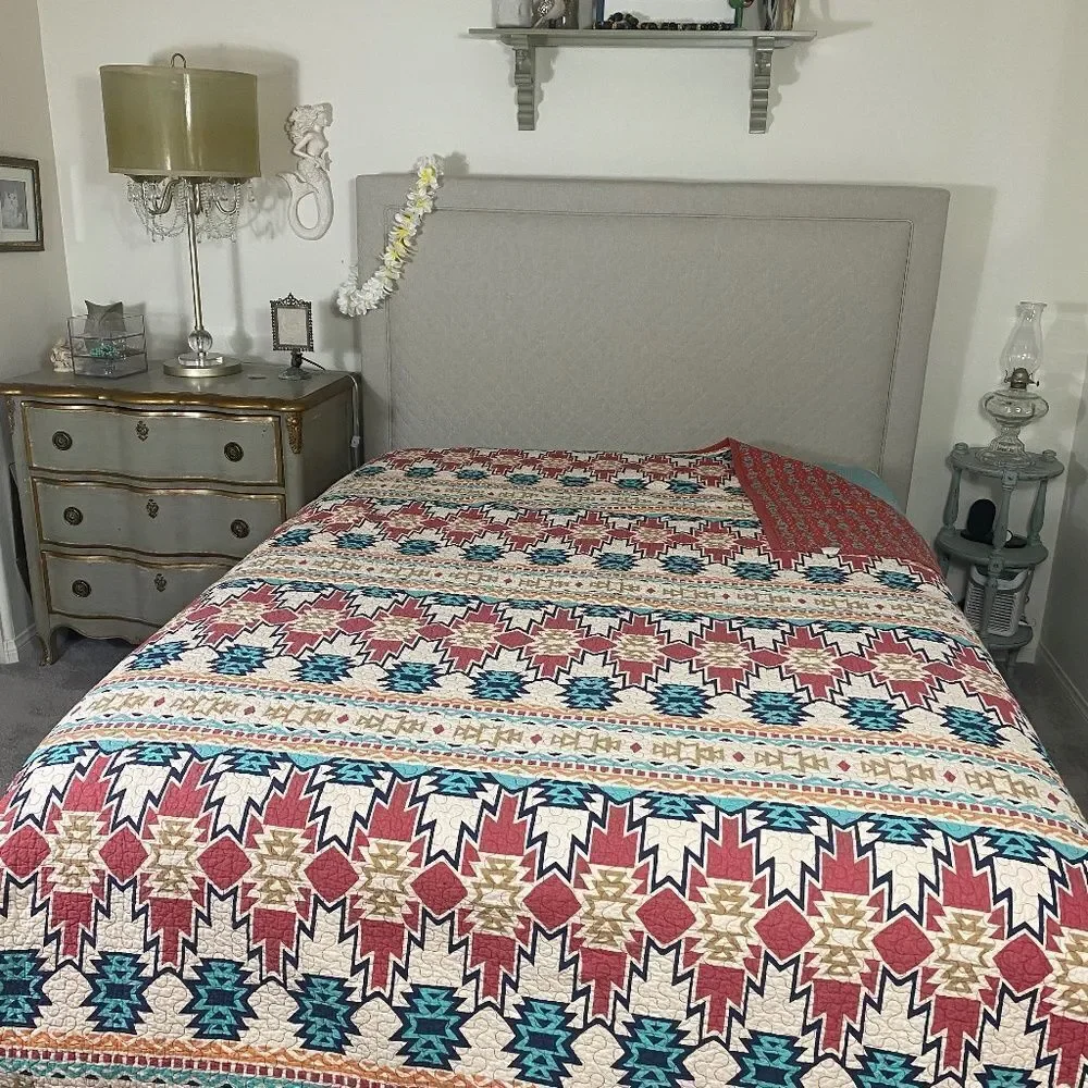 HIEnd Accent bedspread/quilt Southwestern Aztec Vtg Queen
